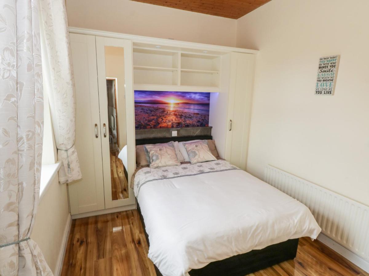 Cherry Tree Cottage Ballintober  Екстериор снимка
